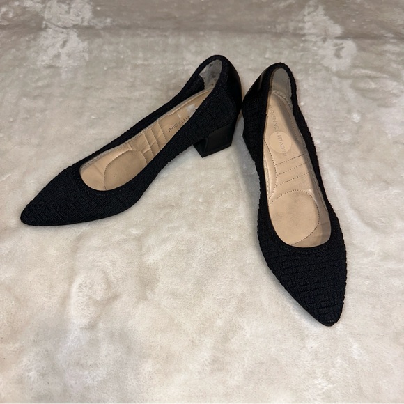 Adrienne Vittadini Black Pointed Toe Fabric Faro Ballet Pump Size 8 - Picture 3 of 12